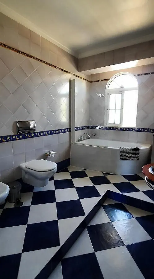 Black Hill Guest House Faro Portugal